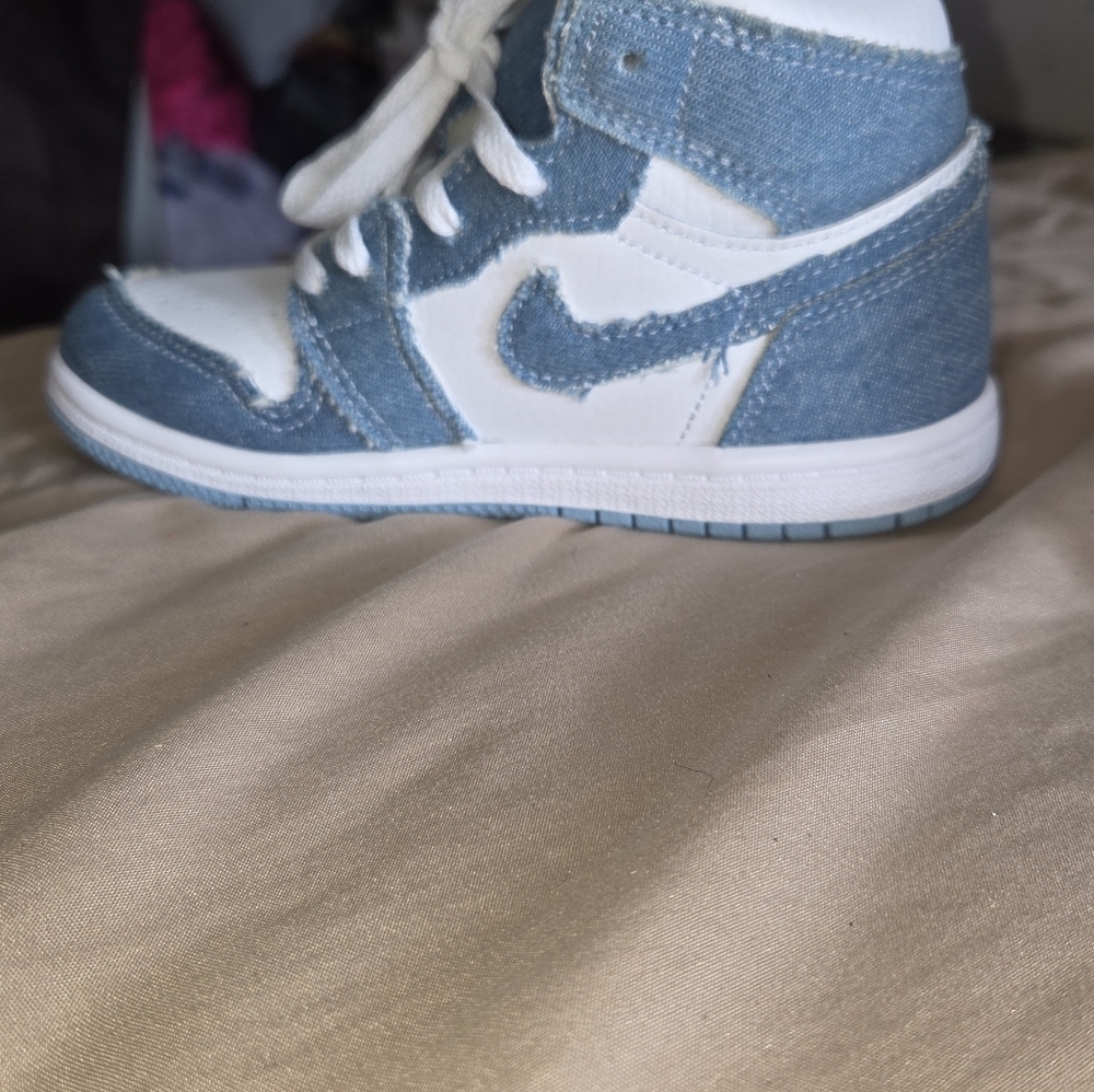 Jordan - Picture 5 of 7